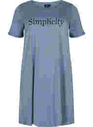 Short sleeved cotton nightdress with print, Grey W. Simplicity, Packshot