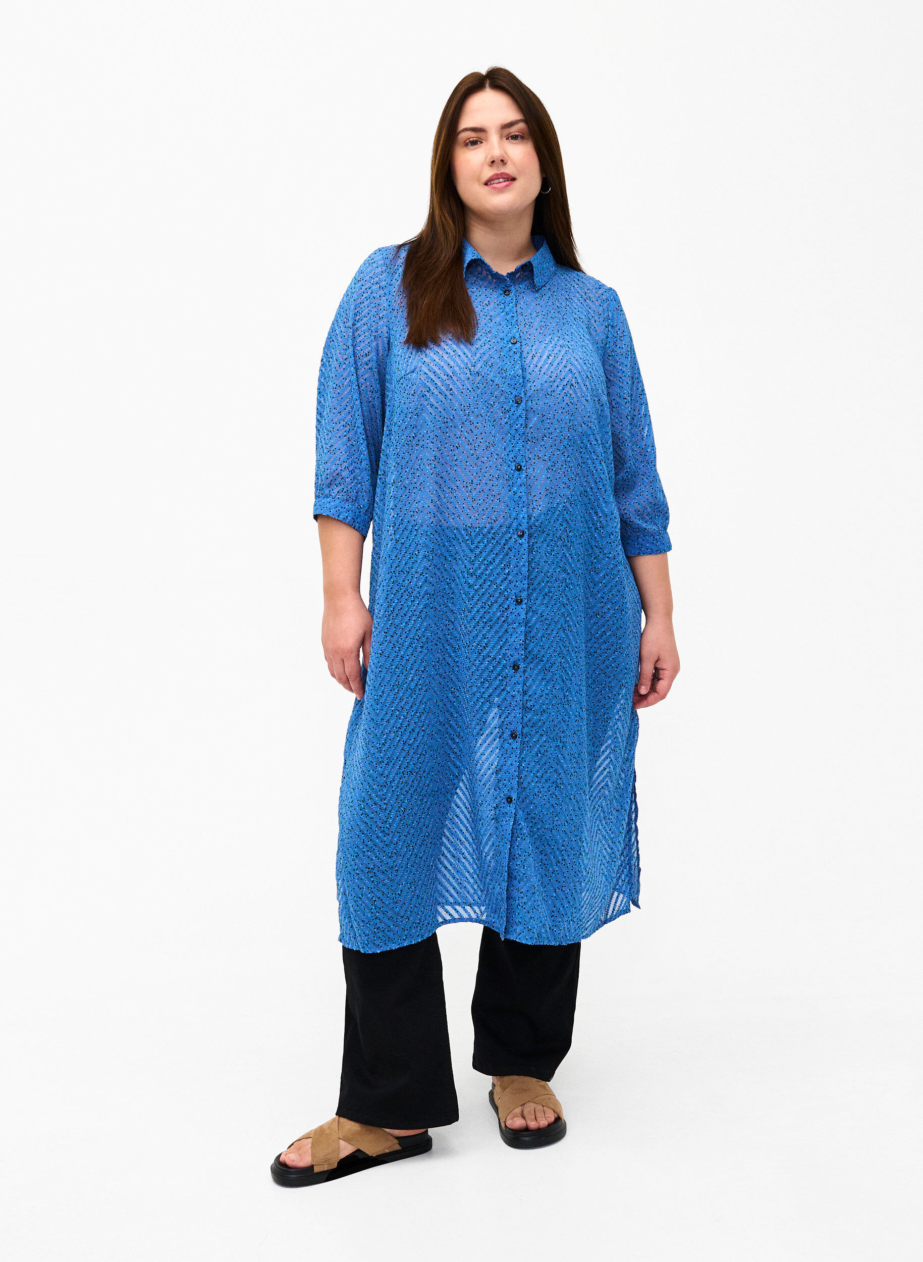 Zizzifashion Dotted shirtdress with 3/4 sleeves and slit, Riverside Dot, Model image number 0