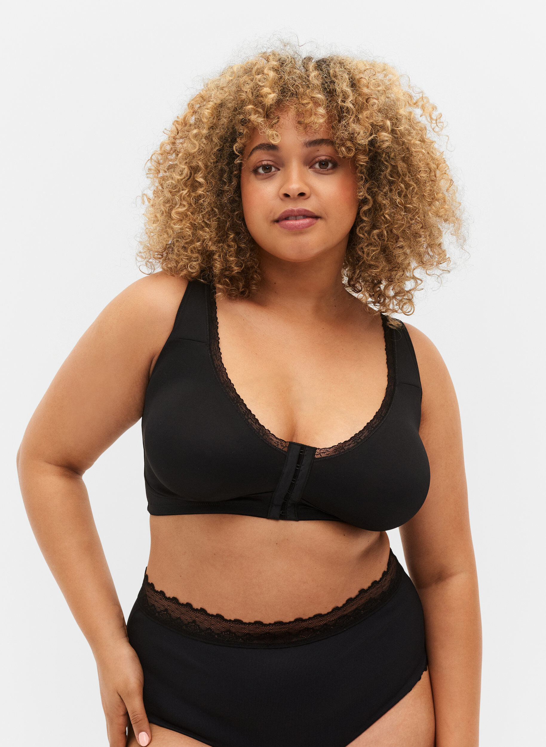 Zizzifashion Bra with front closure, Black, Model image number 0