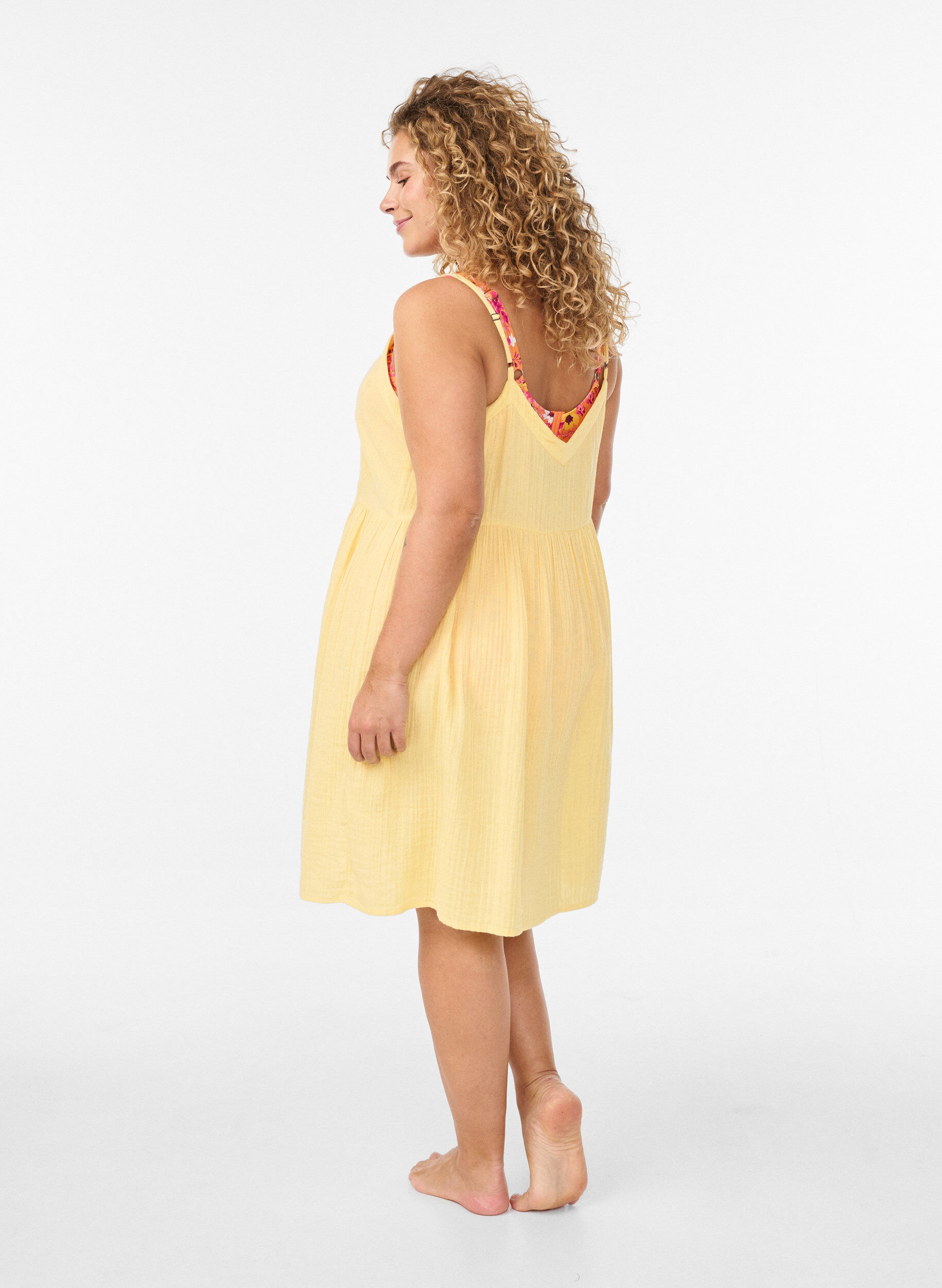 Zizzifashion Cotton beach dress with narrow straps, Yellow, Model image number 2