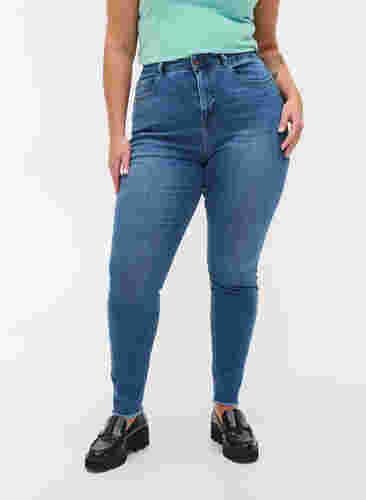 Extra high-waisted Bea jeans, Blue denim, Model image number 2