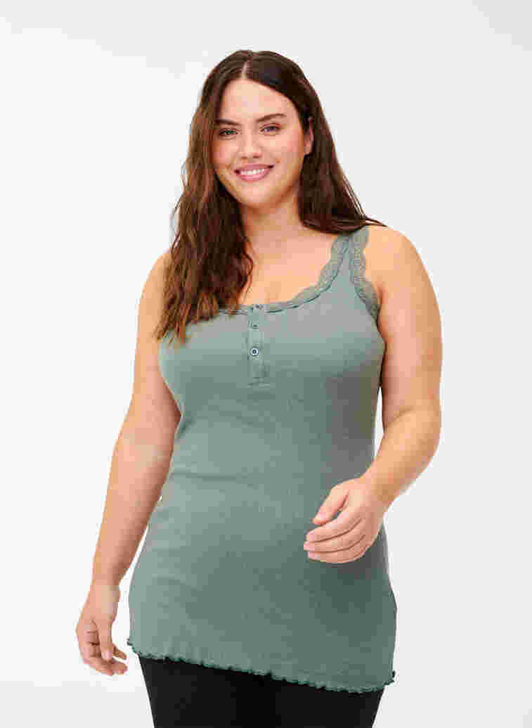 Ribbed tank top with lace and buttons, Balsam Green, Model