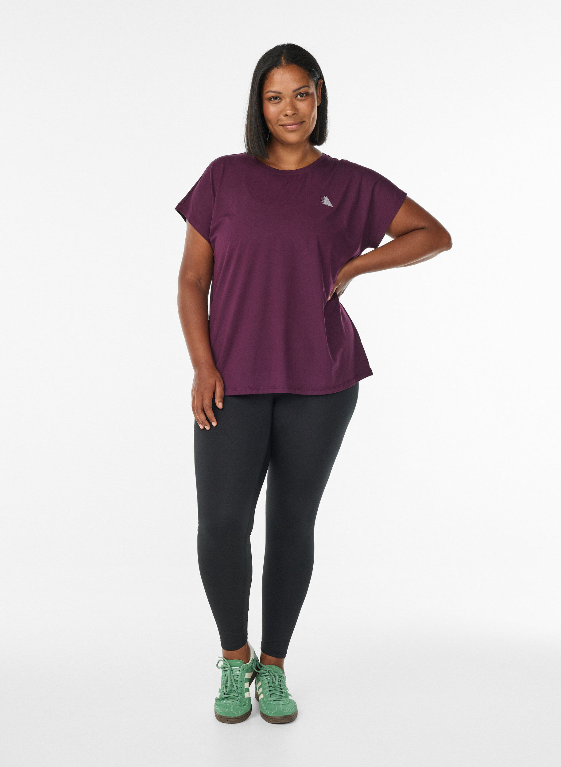 Zizzifashion Solid-coloured training T-shirt, Purple, Model image number 1
