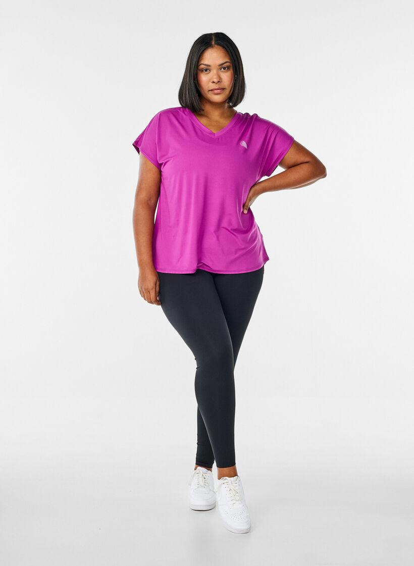 Short-sleeved workout t-shirt with v-neck, Purple, Model image number 1