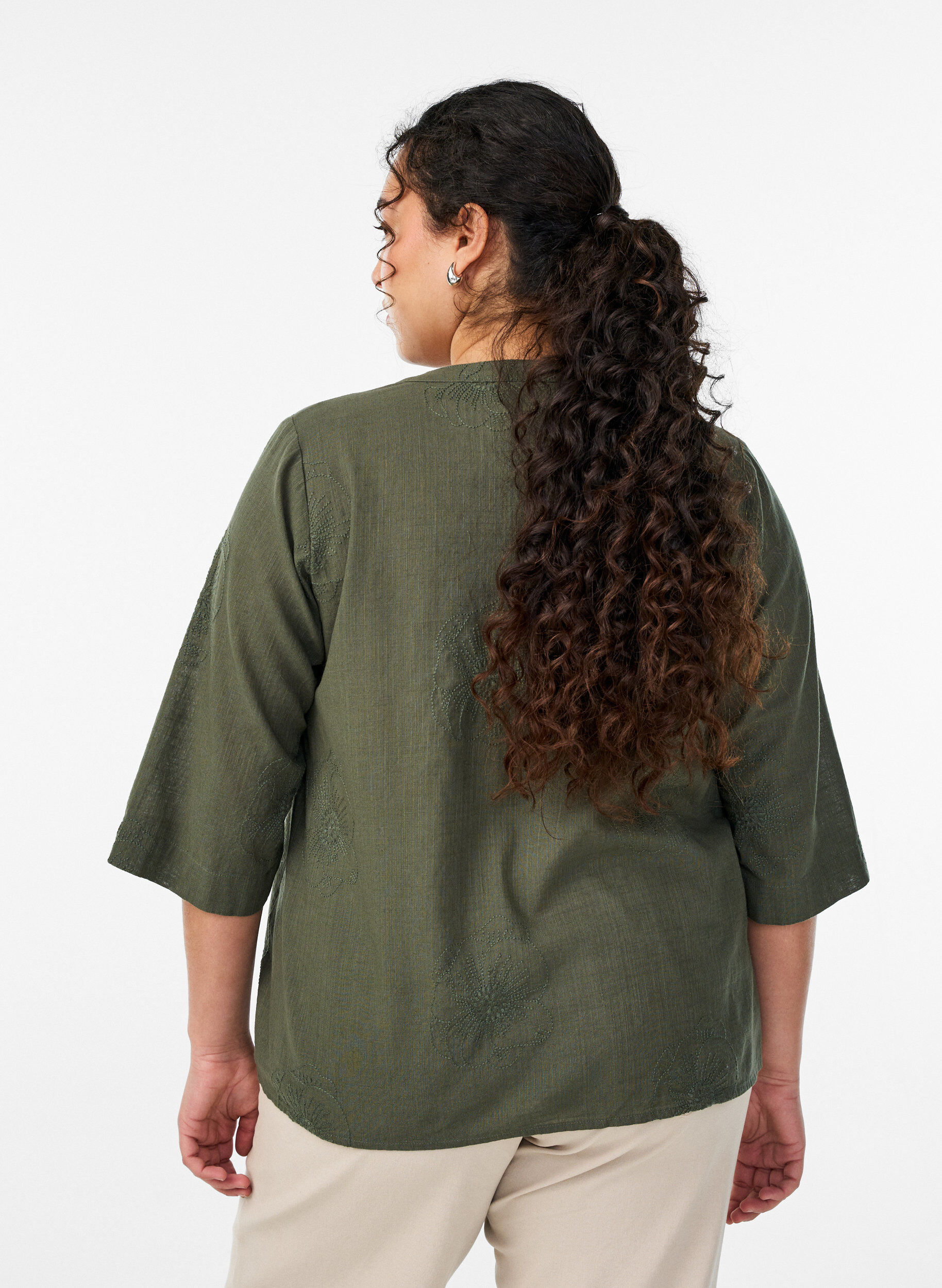 ZizzifashionCotton blouse with embroidered details and 3/4 sleeves, Green, Model image number 2