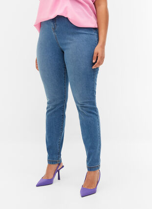 Extra high waisted Bea jeans with super slim fit, Light blue, Model image number 2