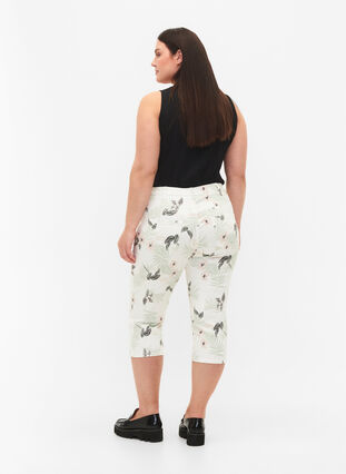 Capri jeans with floral print and high waist, White Flower AOP, Model image number 1