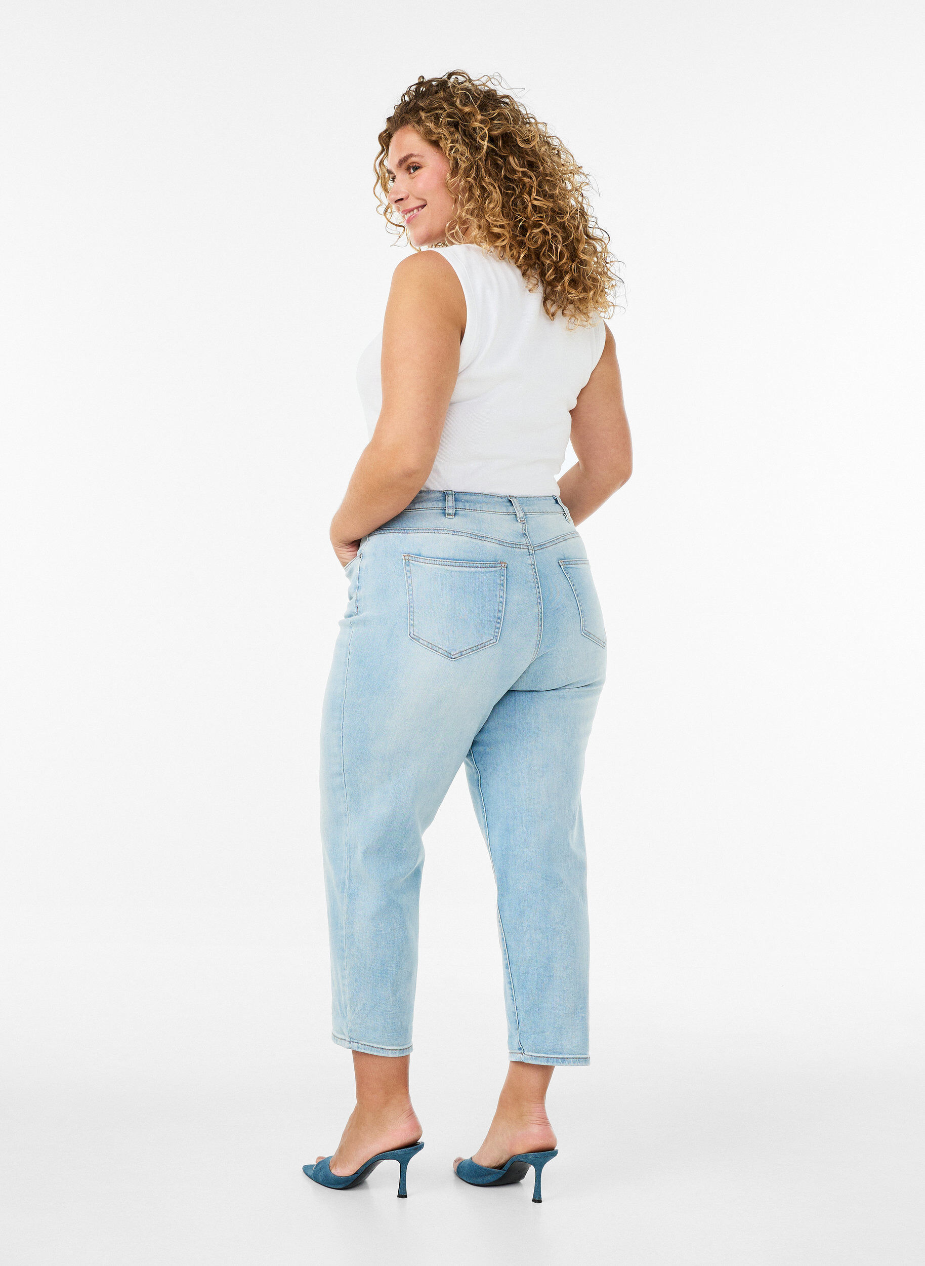Zizzifashion7/8 jeans with rolled up hems and high waist, Light Blue, Model image number 1