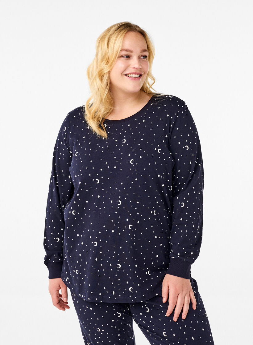 Night blouse with a print, Night Sky AOP, Model image number 0