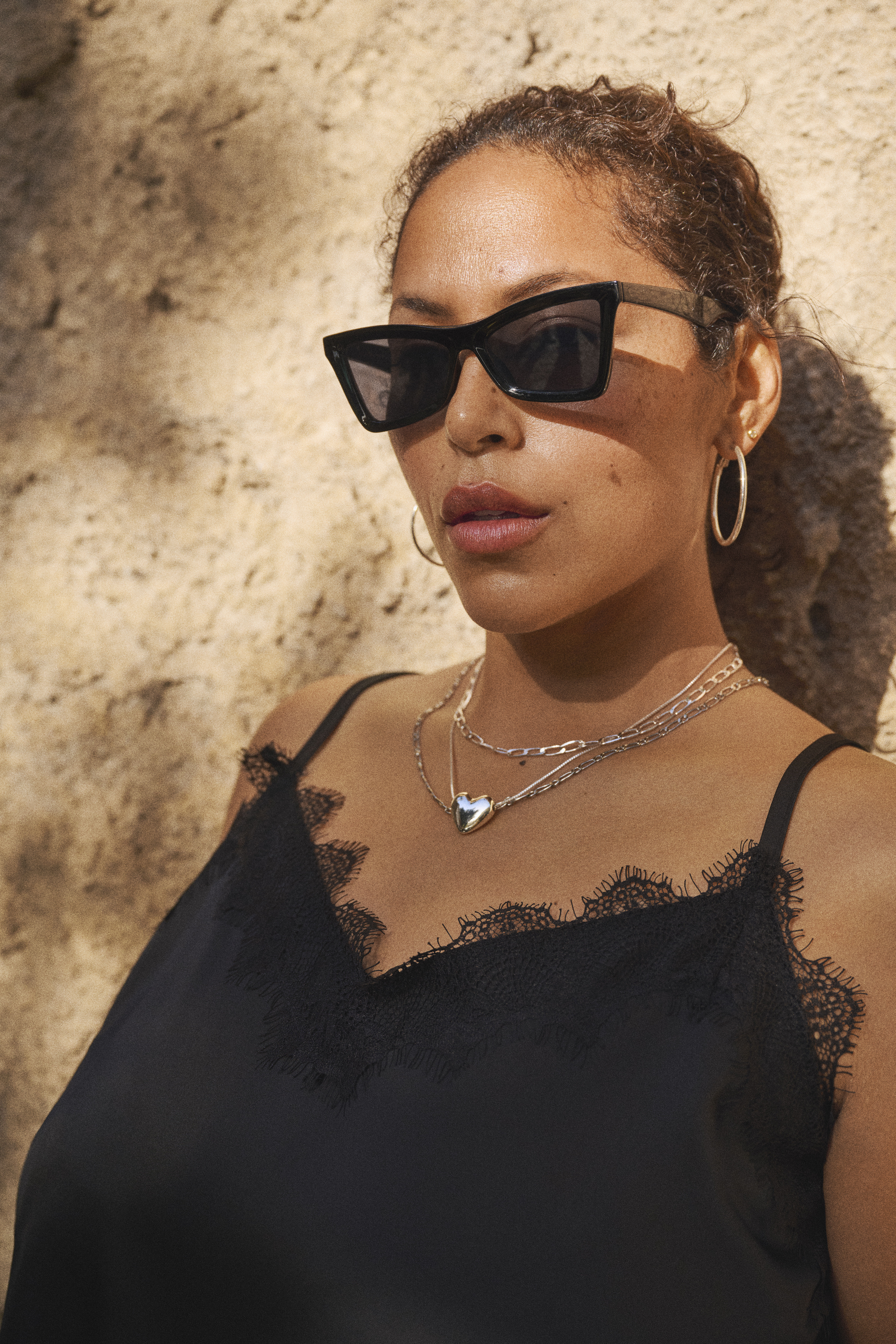 Zizzifashion Satin look with lace edging, , Model