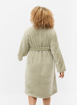 Dressing gown with pockets and zip, Seagrass , Model image number 1