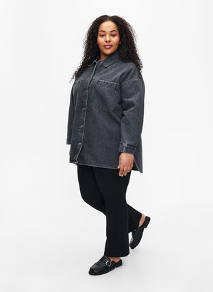 Loose-fitting denim jacket with buttons, Grey Denim, Model image number 2