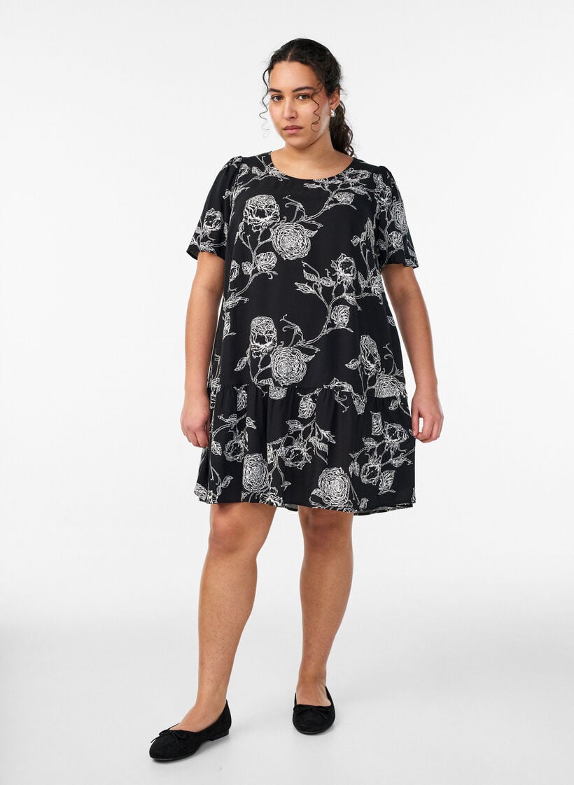 Dress in viscose with cutline, Black, Model image number 1