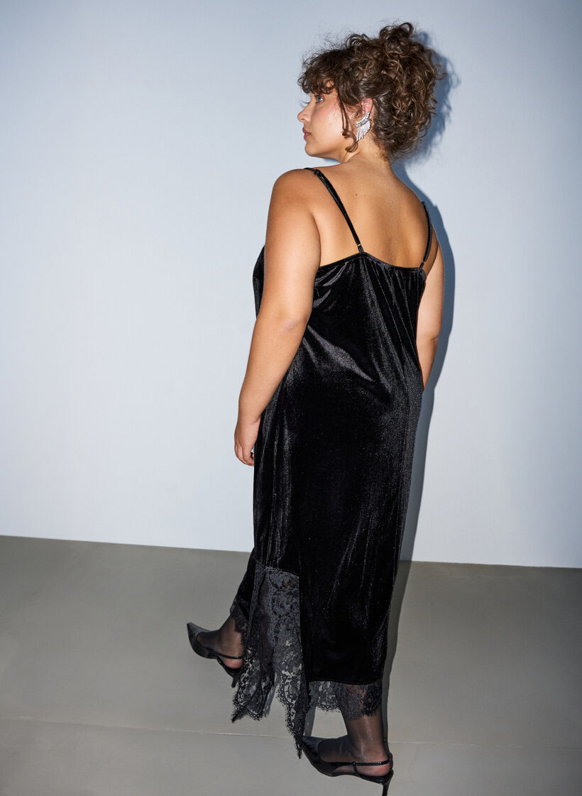 Velvet dress with lace and side slit, Black, Model image number 1