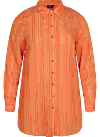 Long striped shirt with long sleeves