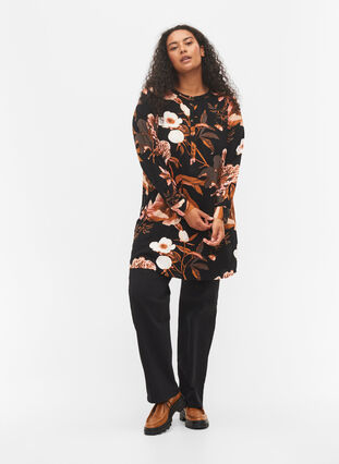 Leo printed tunic with long sleeves in viscose, Black Flower AOP, Model image number 2