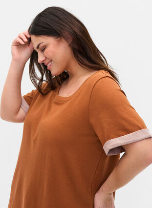 Loose-fitting sweater dress with short sleeves, Argan Oil, Model image number 2