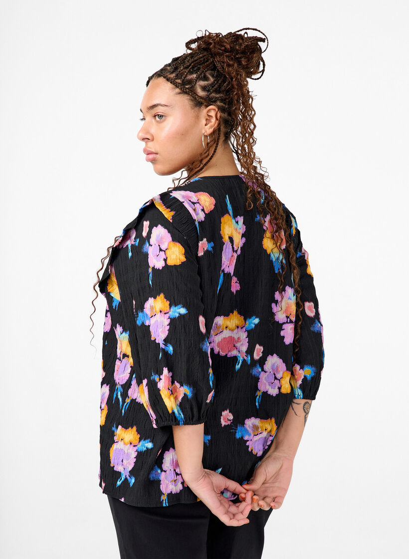Floral blouse with round neck and zip, Black, Model image number 1