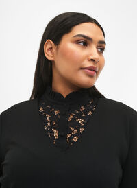 Loose lace shirt collar, Black, Model