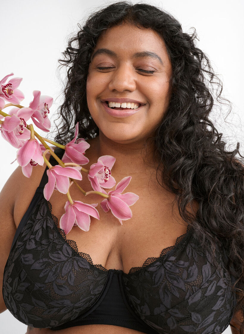 Full cover bra with lace, Black, Image image number 0