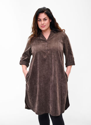Velvet dress with 3/4-length sleeves and buttons, Java, Model image number 0