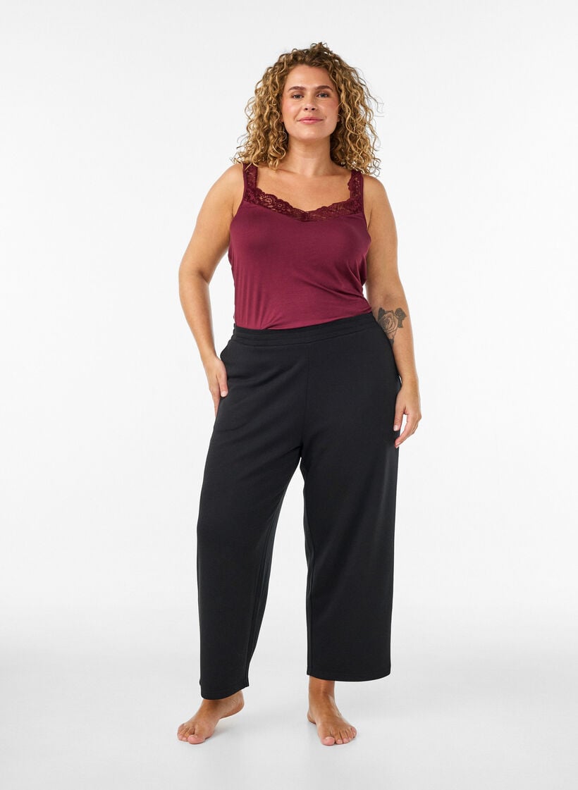 Viscose top with lace edge, Red, Model image number 1