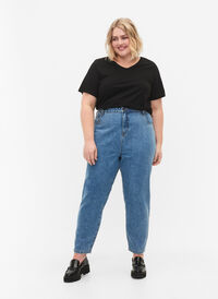 Cropped Mille jeans with high waist, Light blue denim, Model