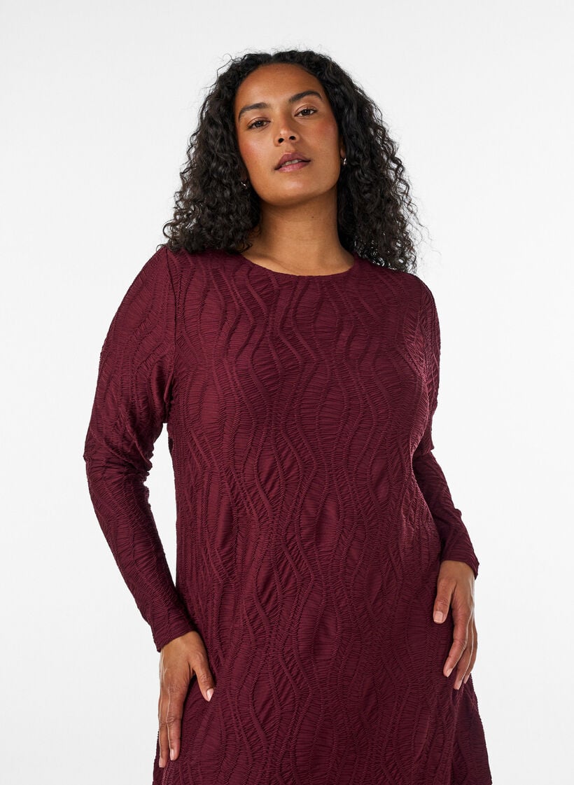 Midi dress with a wavy texture and long sleeves, Red, Model image number 2