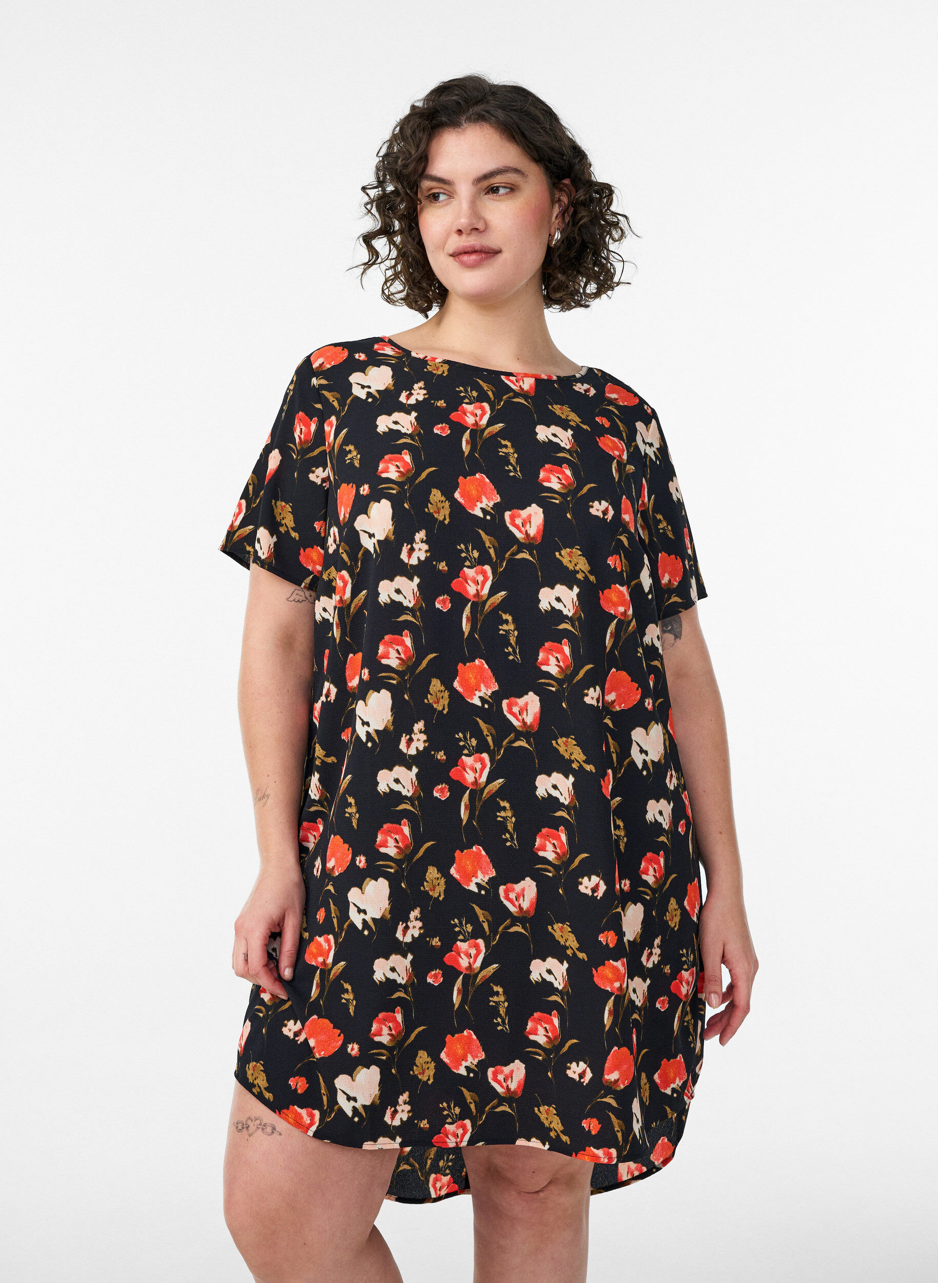 Dress with print and short sleeves, Black, Model