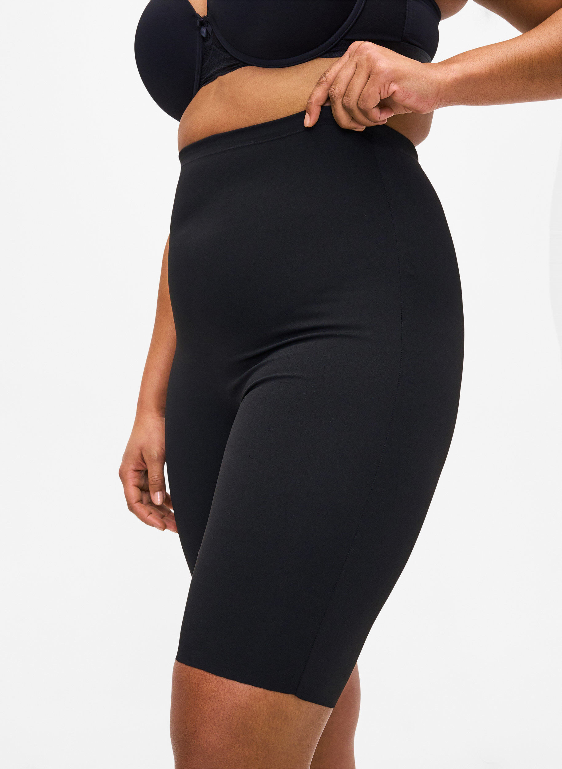 ZizzifashionLight shapewear long shorts, Black, Model image number 2