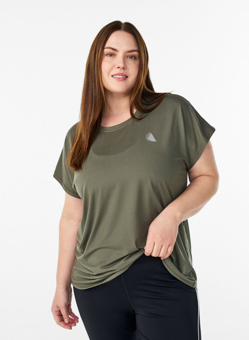 Solid-coloured training T-shirt, Green, Model image number 0