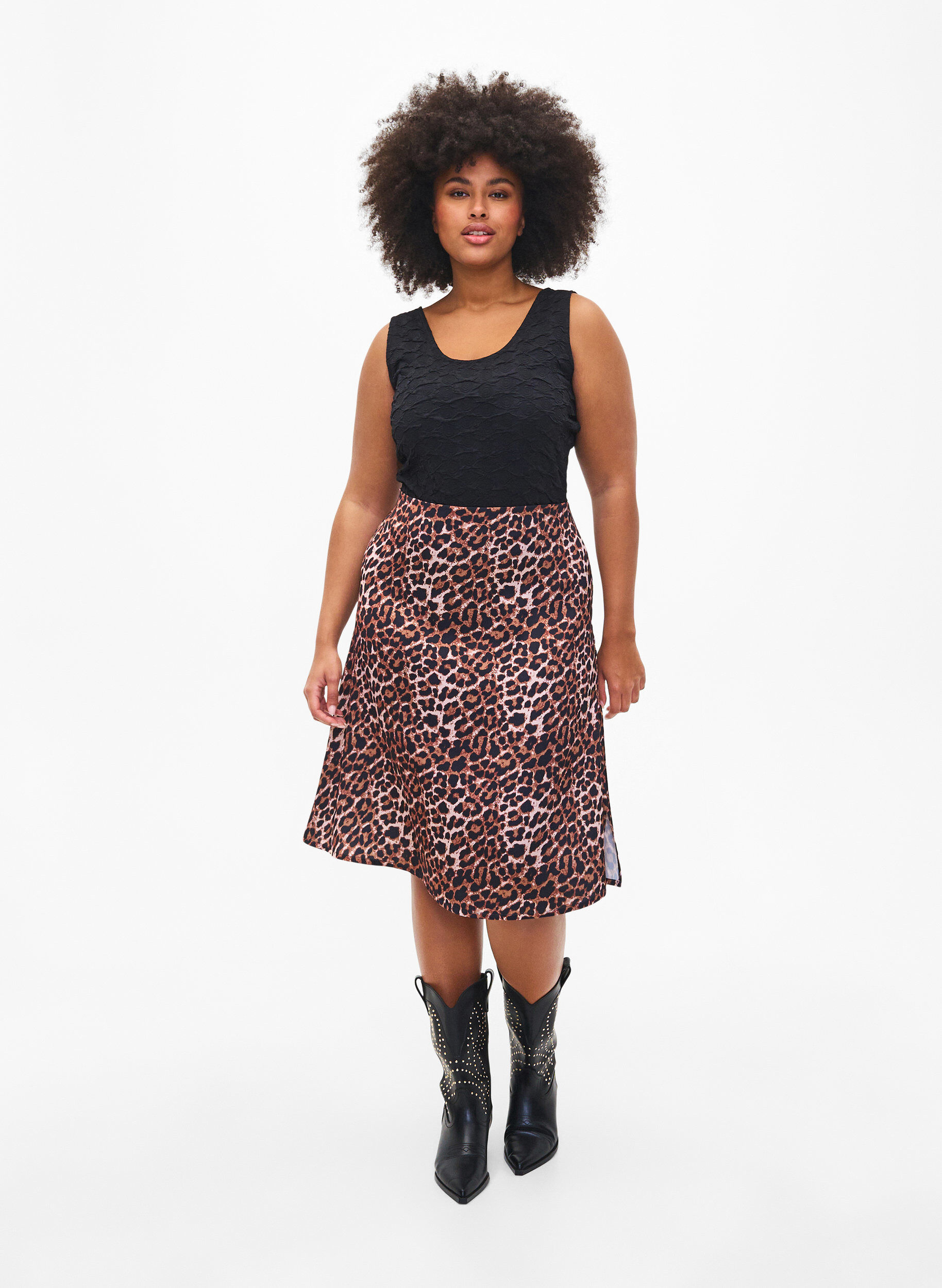 Zizzifashion Leopard print skirt with slits, Leopard AOP, Model image number 0