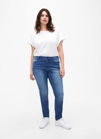 Viona regular waist jeans, Light Blue, Model