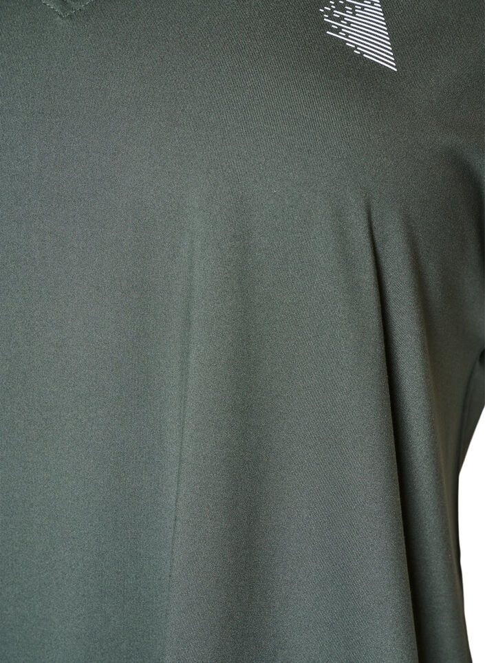 Loose training t-shirt with V-neck, Green, Packshot image number 2