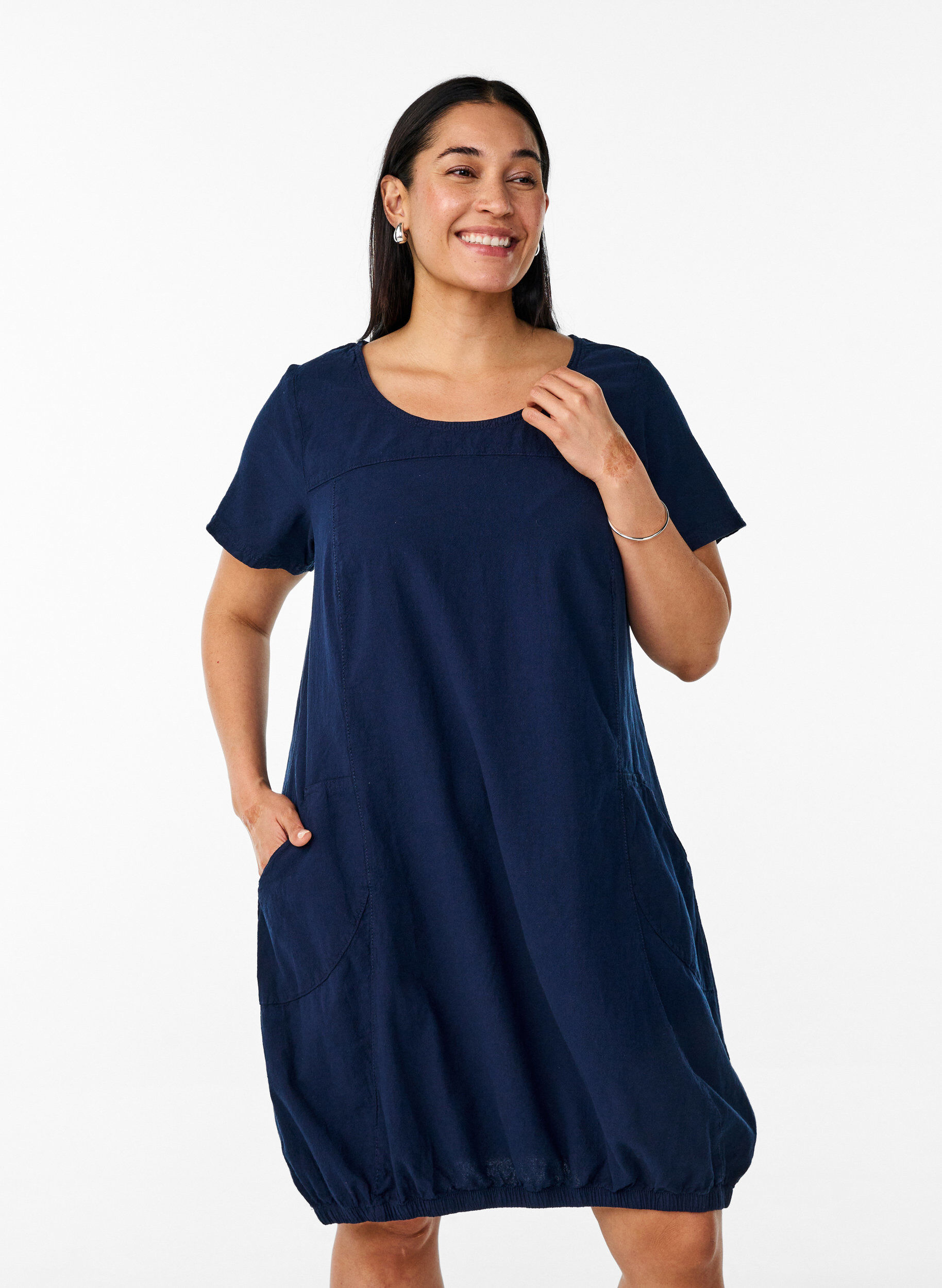 Short-sleeved cotton dress, Blue, Model