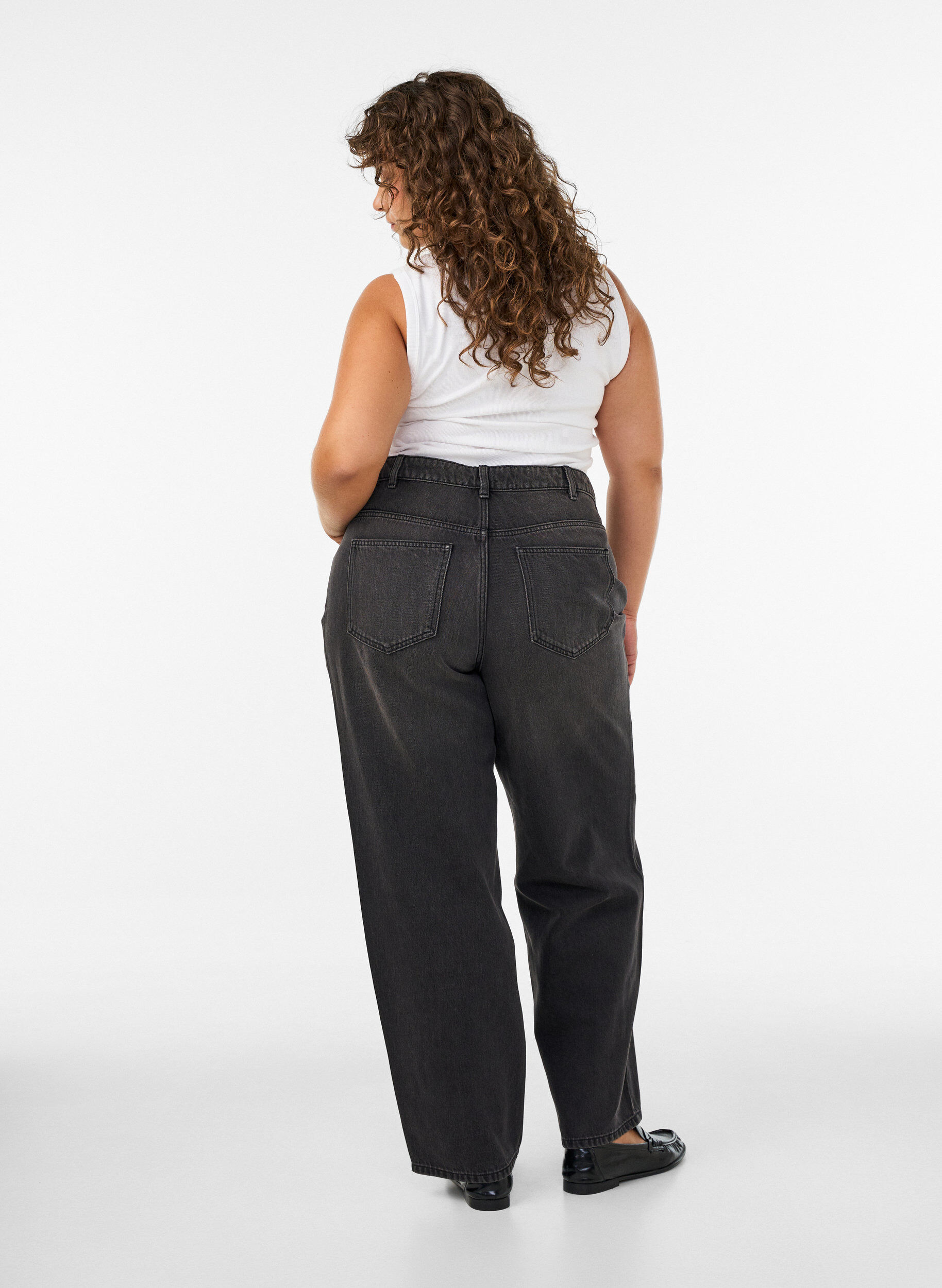 ZizzifashionKiana straight fit jeans with a high waist, Black, Model image number 1