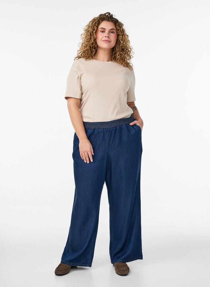 Basic ribbed t-shirt with a round neck, Beige, Model image number 1