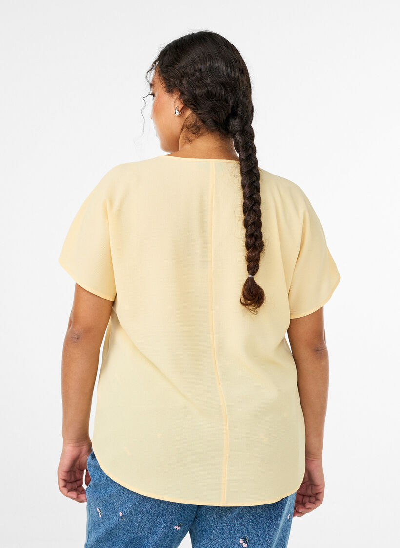 Blouse with short sleeves and a round neckline, Yellow, Model image number 2
