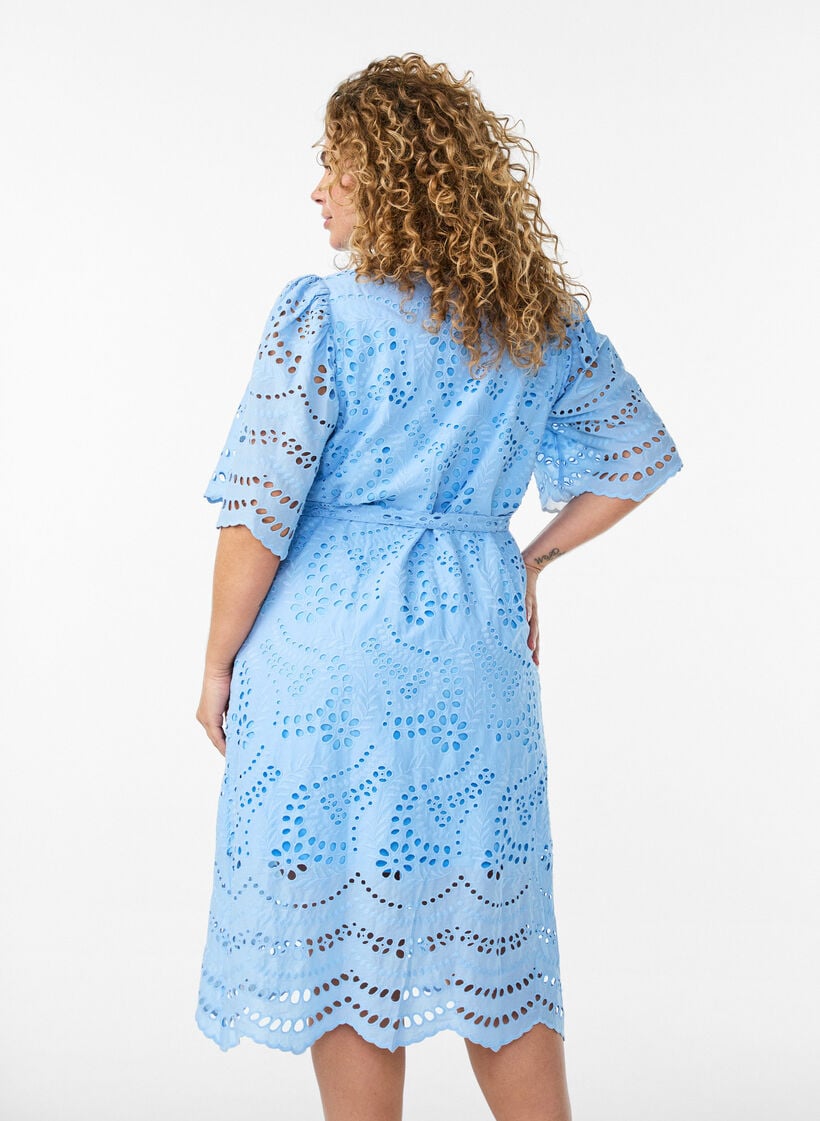 Shirt dress in broderie anglaise with a tie-belt, Blue, Model image number 2