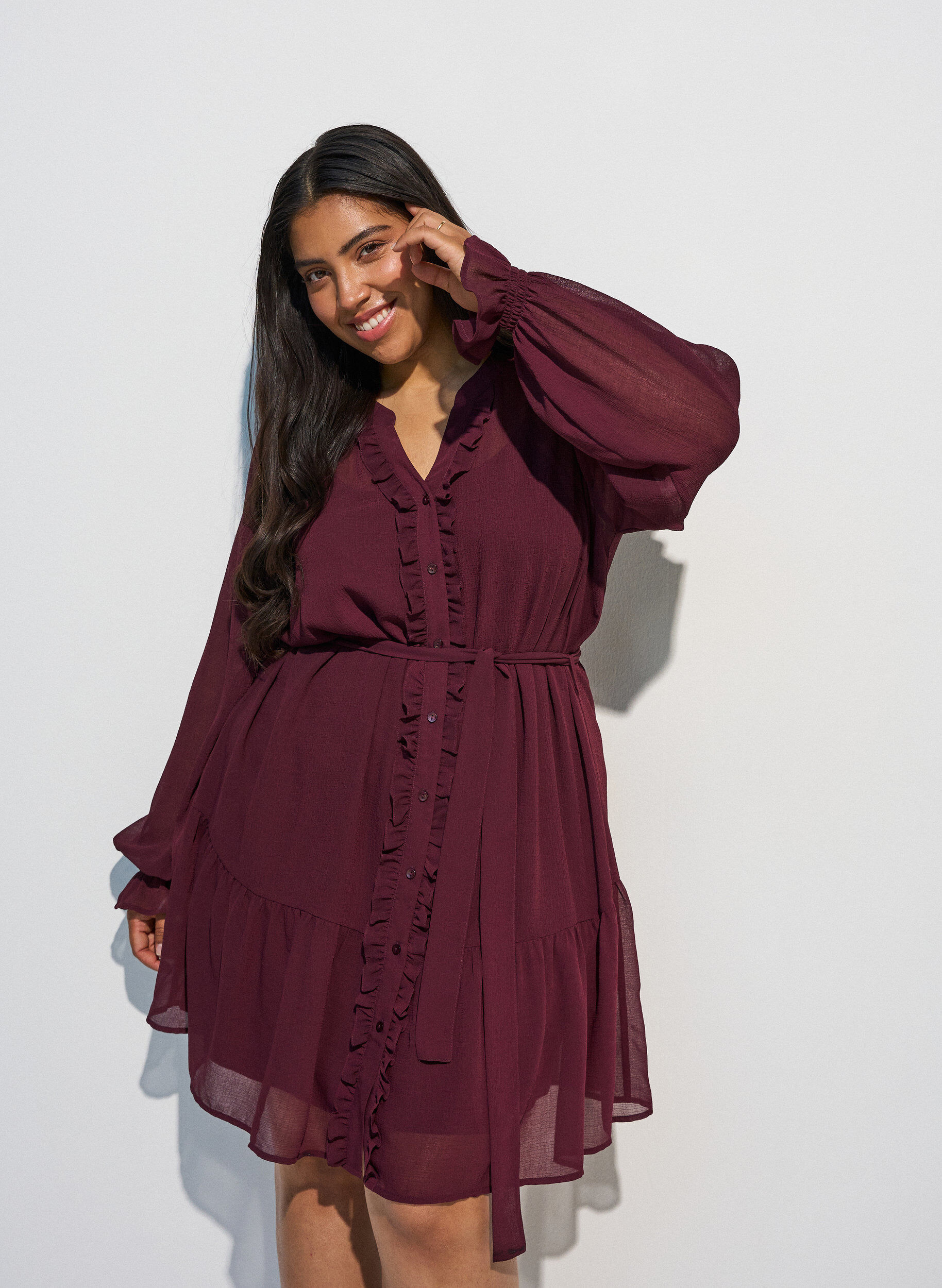 ZizzifashionDress in a lightweight woven fabric with ruffles and a tie-belt, Red, Model image number 0