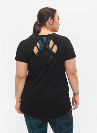 workout t-shirt in viscose with cut-out back, Black, Model image number 1