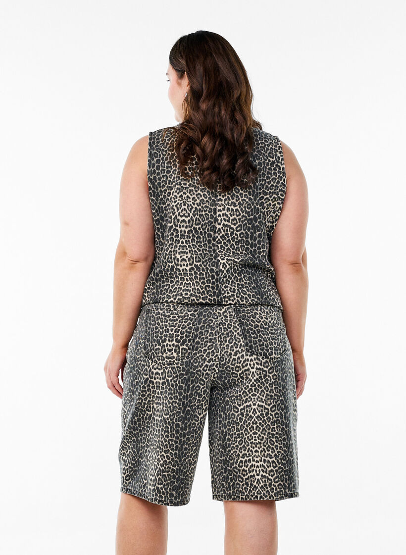 Leopard print denim Bermuda shorts, Brown, Model image number 1