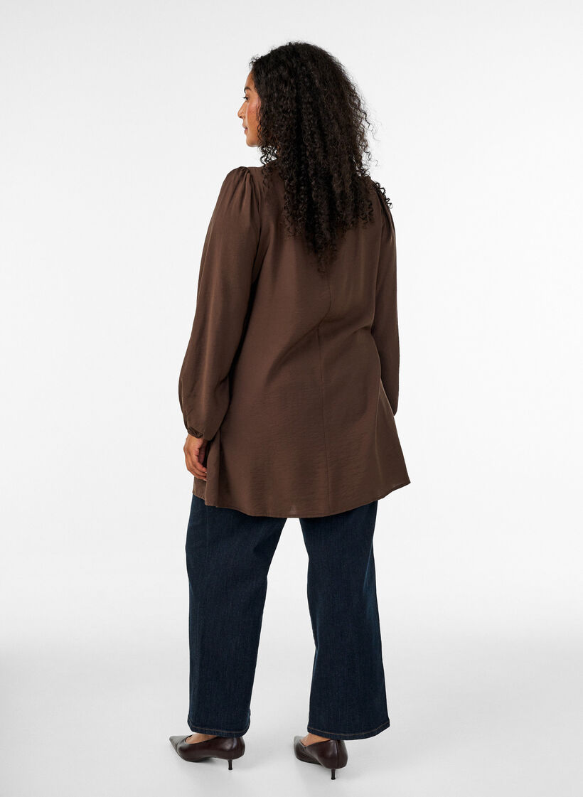 Tunic in viscose with lace detail, Brown, Model image number 2