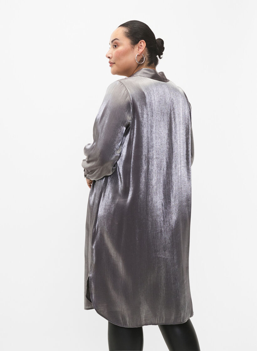Long silver-colored shirt, Dark Silver, Model image number 1