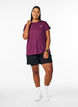 Solid-coloured workout T-shirt, Purple, Model image number 1