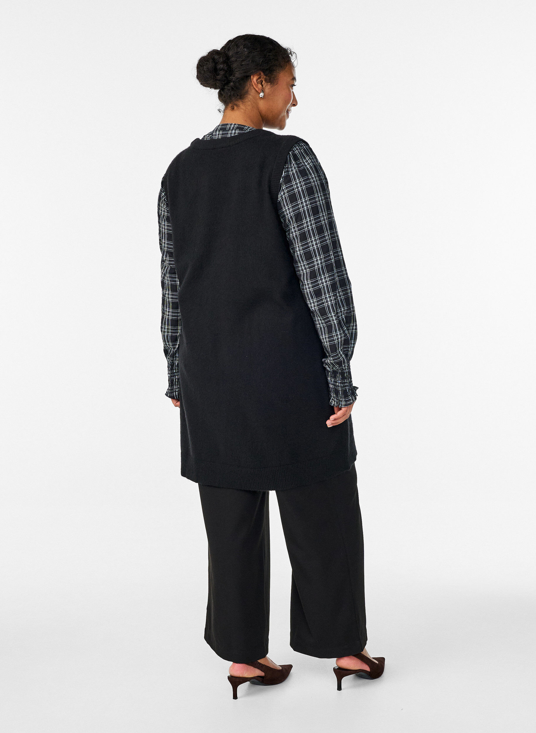 Zizzifashion Short sleeveless knitted dress, Black, Model image number 2