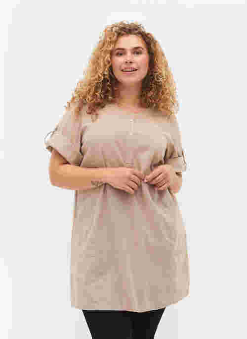 Short-sleeved cotton tunic with pockets
