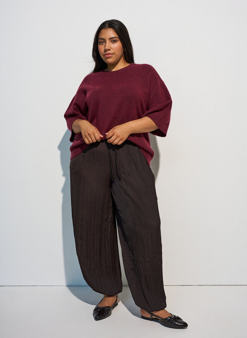Loose knitted blouse with short sleeves, Red, Model image number 1