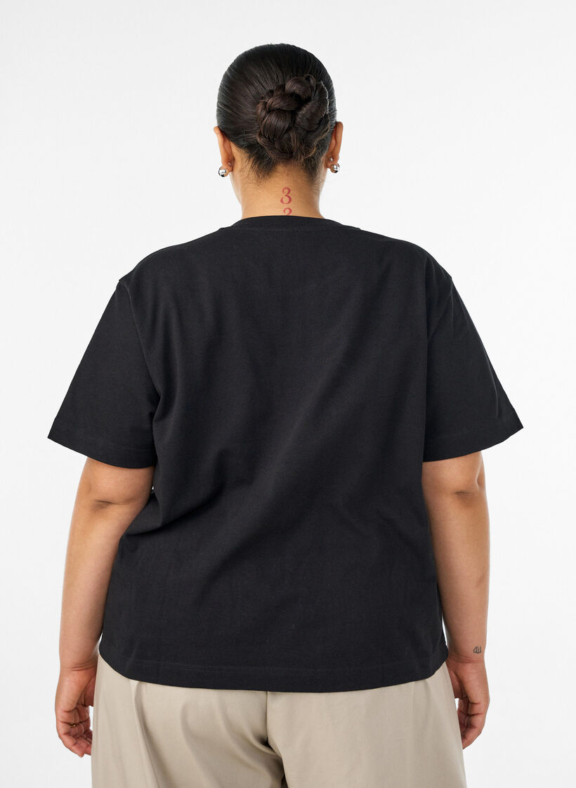 Boxy cotton T-shirt, Black, Model image number 2