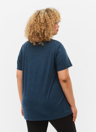 Melange training t-shirt with round neck, Night Sky Mel., Model image number 1